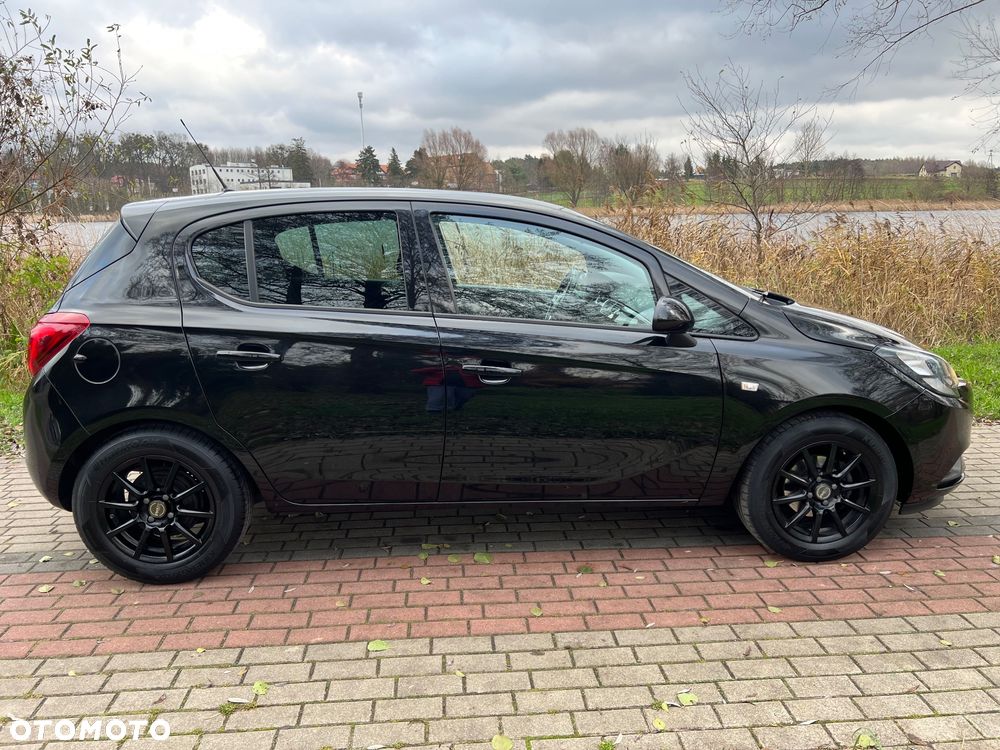 Opel Corsa 1.4 16V Cosmo - 2