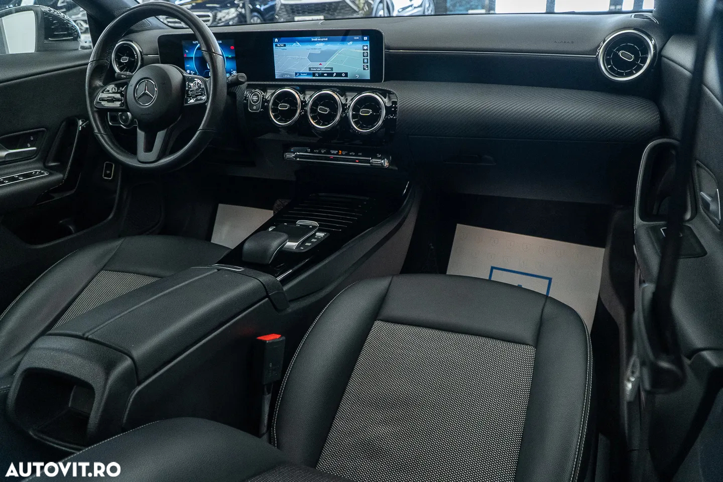 Mercedes-Benz CLA 180 7G-DCT Progressive Line Advanced - 3