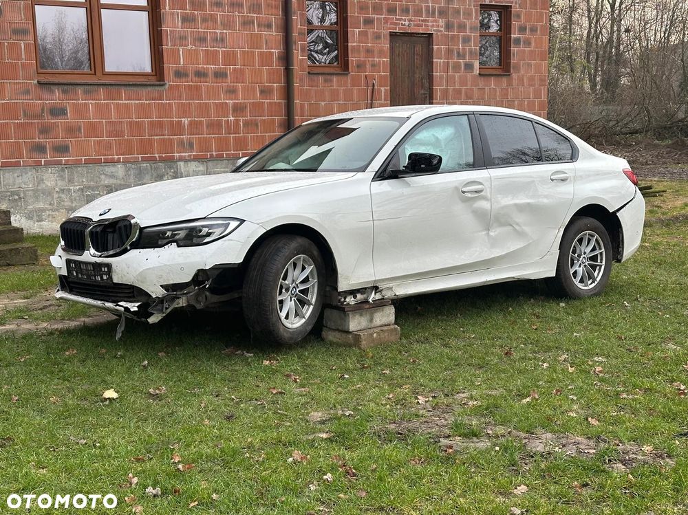 BMW Seria 3 318d - 3