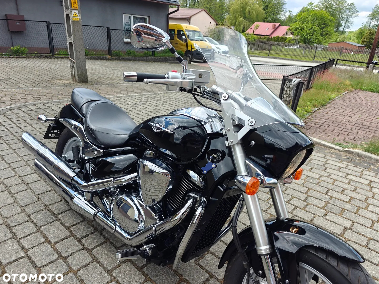 Suzuki Intruder - 9
