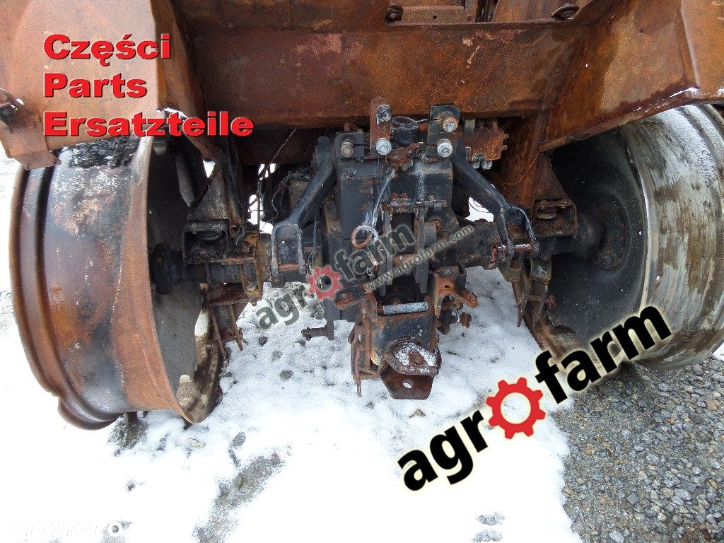 Case 833 części, skrzynia biegów, silnik - 3