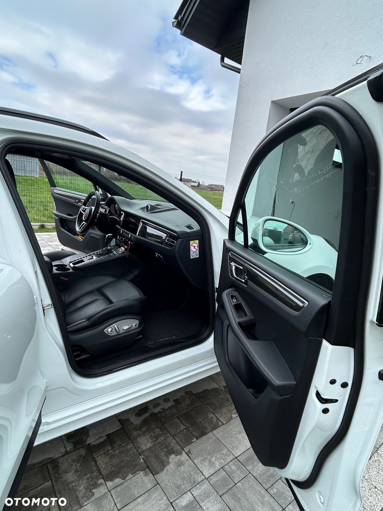 Porsche Macan - 13