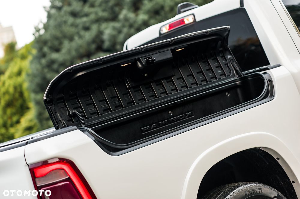 Dodge RAM - 2