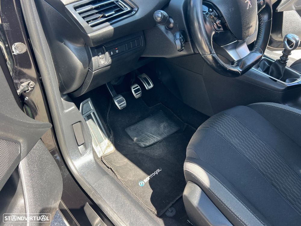 Peugeot 308 SW 1.2 PureTech Style J17 - 8