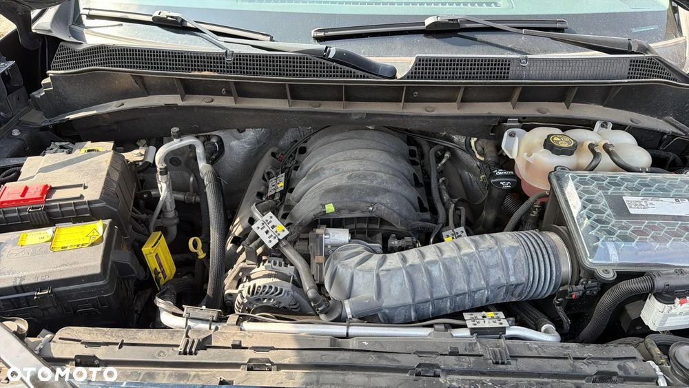 Chevrolet Silverado - 10