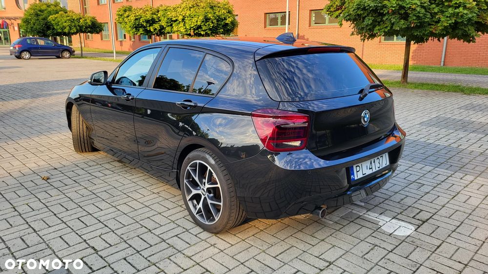 BMW Seria 1 120d Sport Line - 5