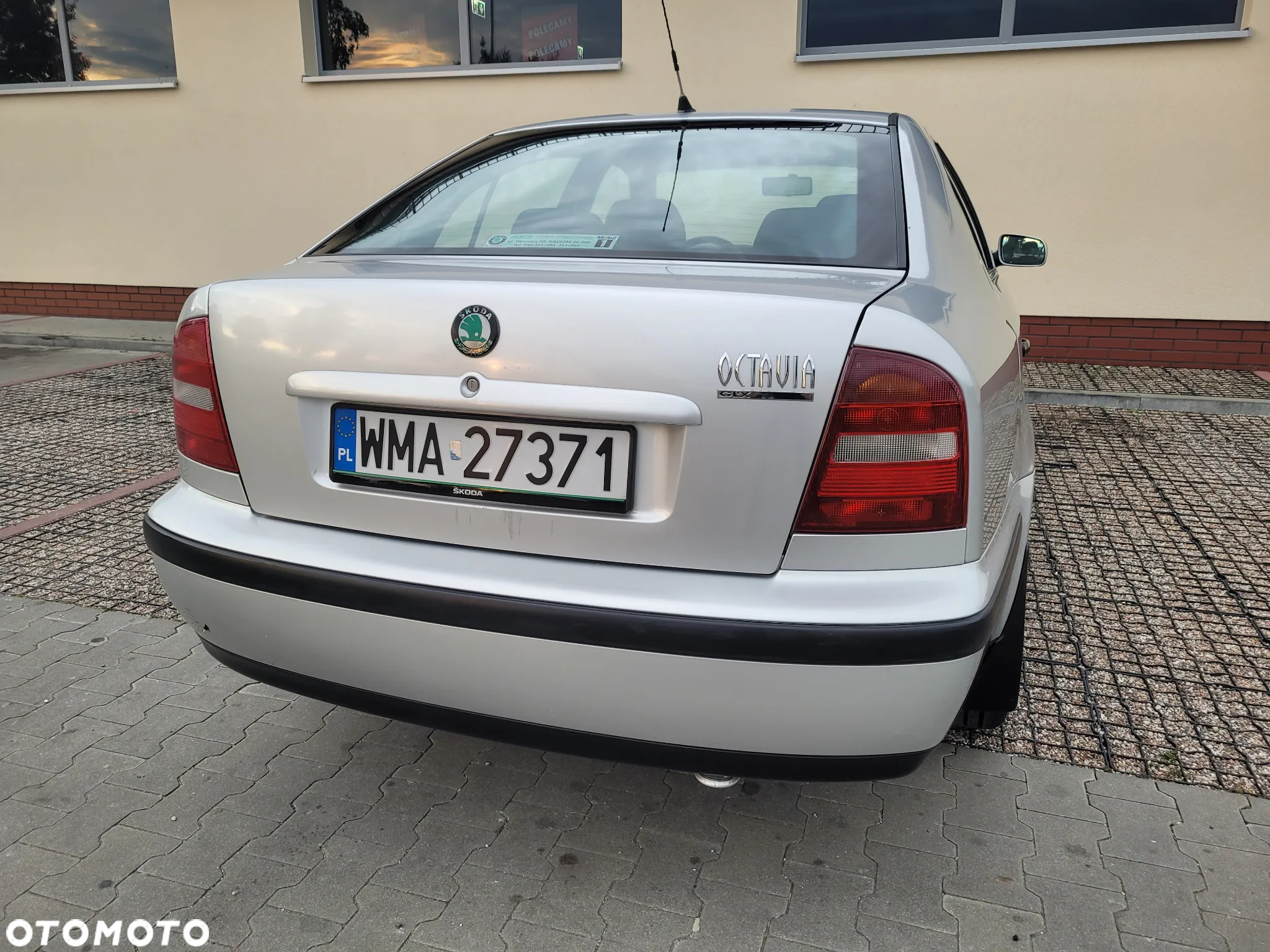 Skoda Octavia 1.6 GLX - 13