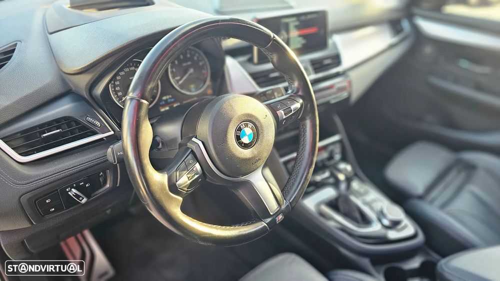 BMW 225xe Active Tourer Pack M - 21