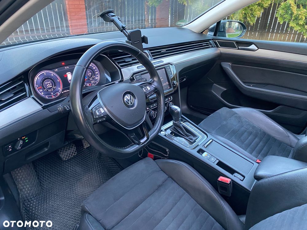 Volkswagen Passat 2.0 TDI BMT Comfortline DSG - 11