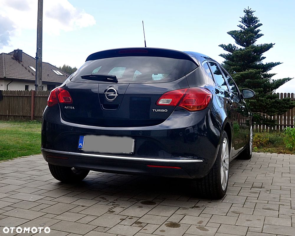 Opel Astra 2014 photo 3