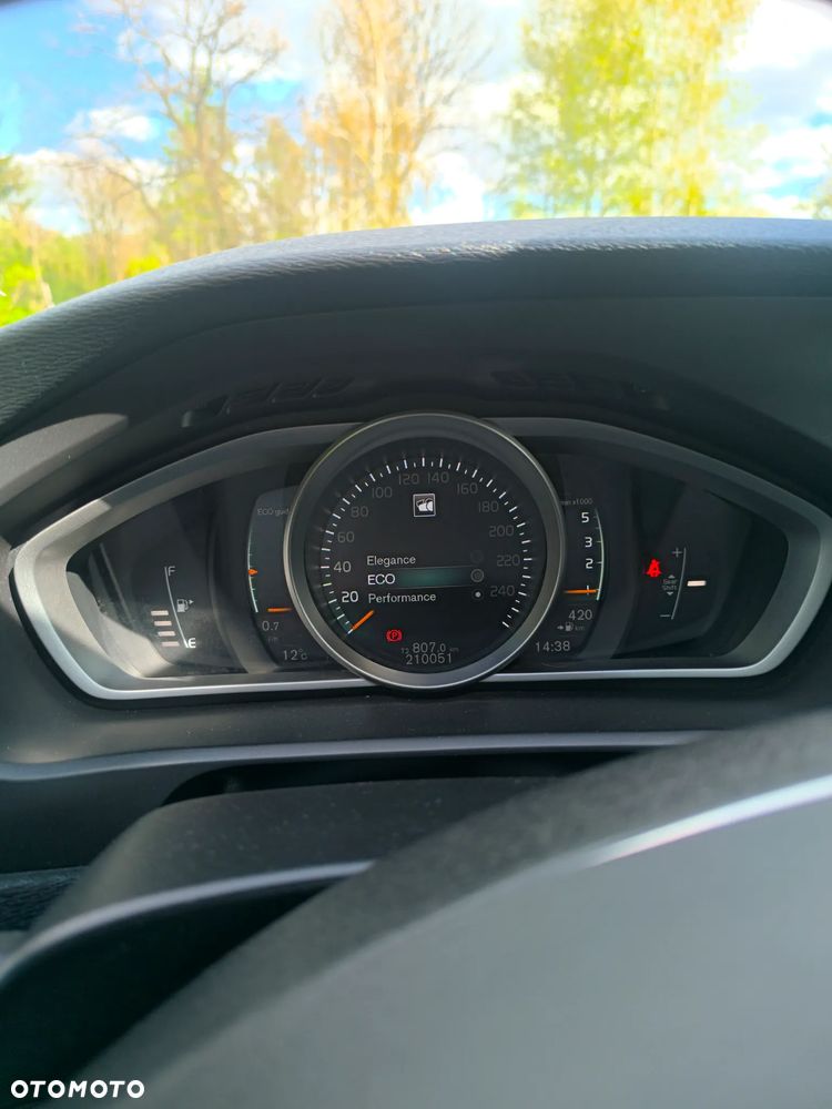 Volvo V40 D2 RDesign - 25