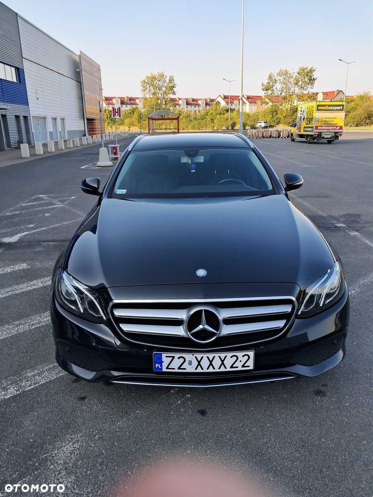 Mercedes-Benz E-Class 2016 photo 2