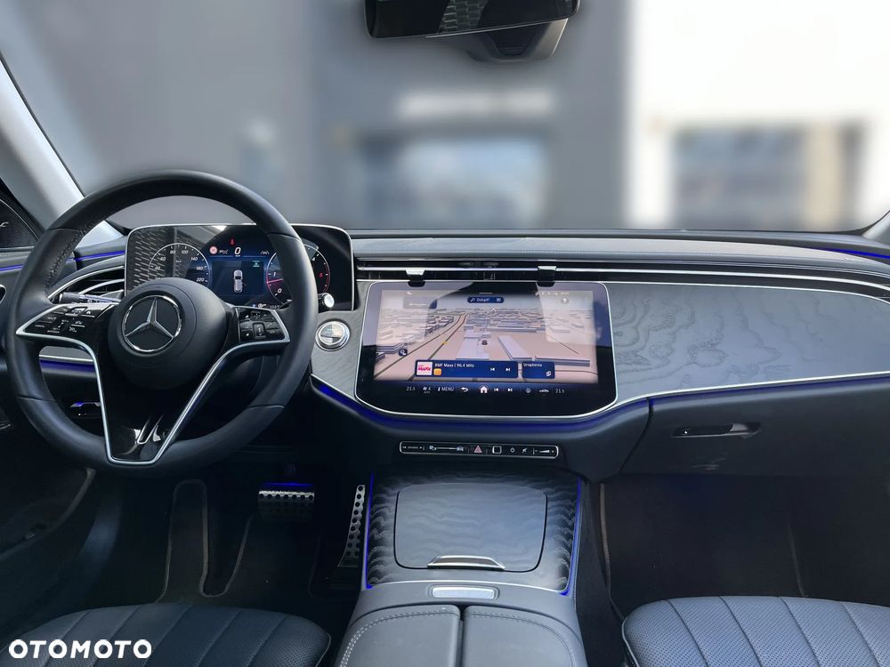 Mercedes-Benz Klasa E - 14