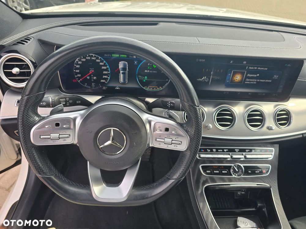 Mercedes-Benz Klasa E - 24