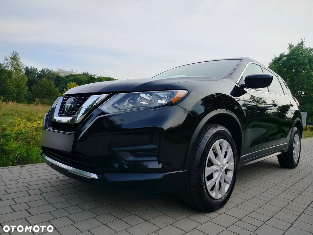 Nissan Rogue - 1