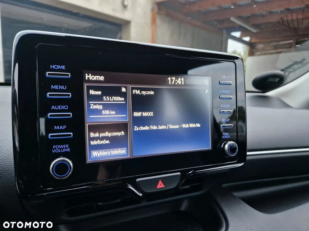 Toyota Yaris - 18