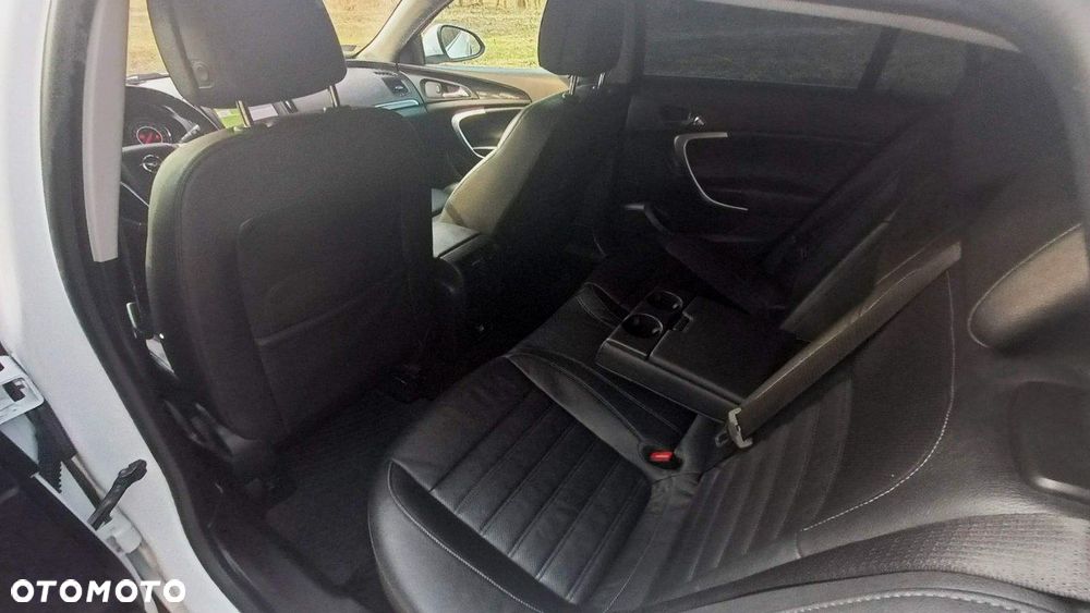 Opel Insignia 2.0 CDTI Executive 4x4 S&S - 4