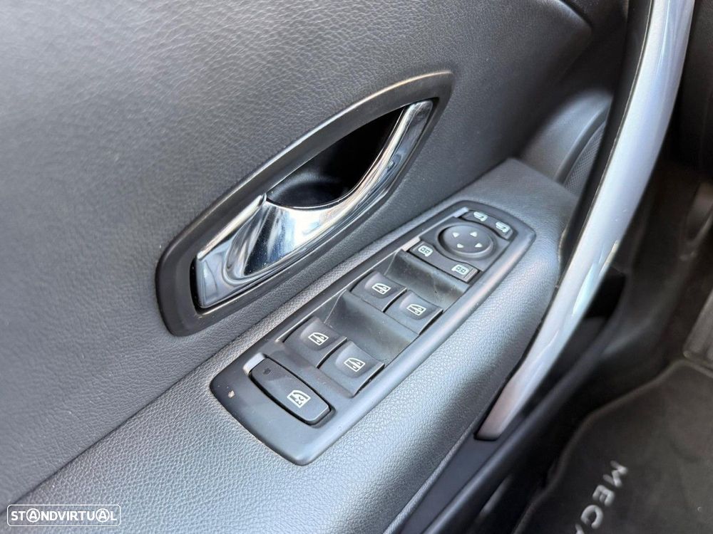 Renault Mégane Sport Tourer 1.5 dCi Confort SS - 27