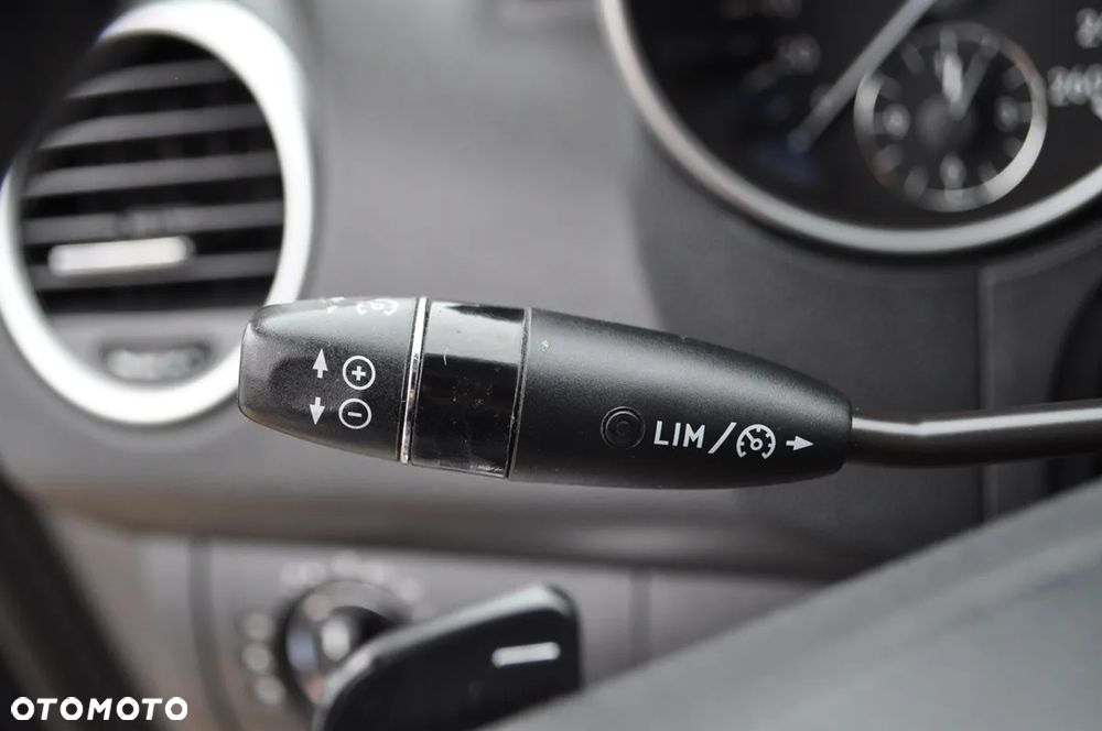 Mercedes-Benz ML 320 CDI 4-Matic - 28