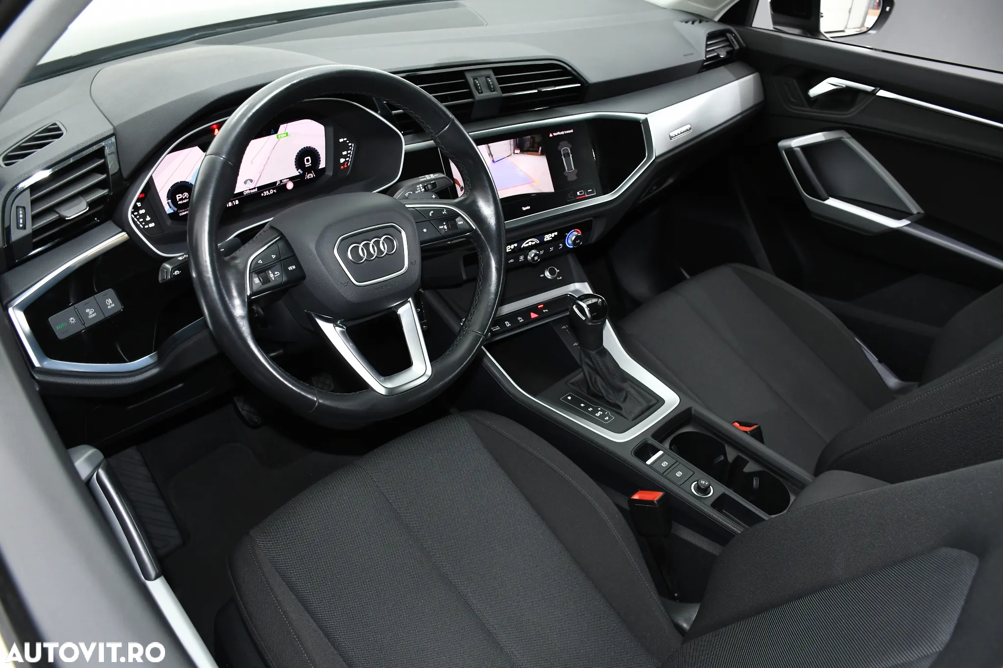Audi Q3 2.0 40 TDI quattro S tronic Advanced - 4