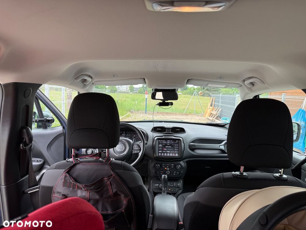 Jeep Renegade - 11
