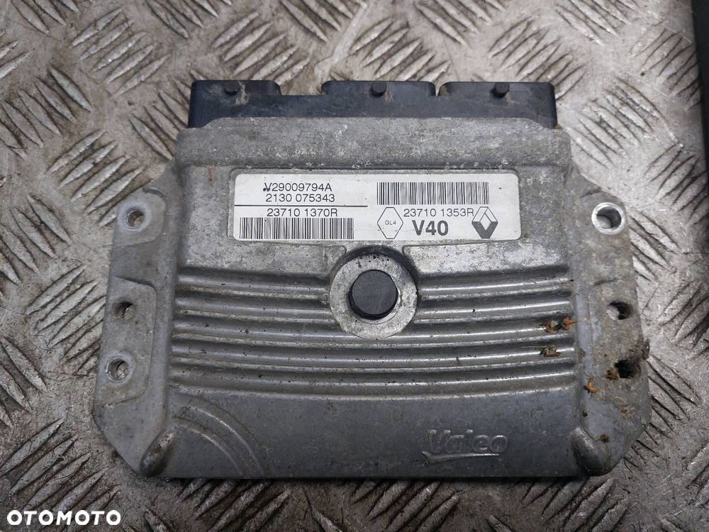ZESTAW STARTOWY RENAULT MEGANE III 1.6 16V 237101370R 285909828R - 2
