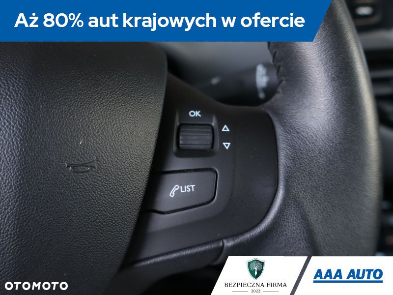 Peugeot 208 - 21