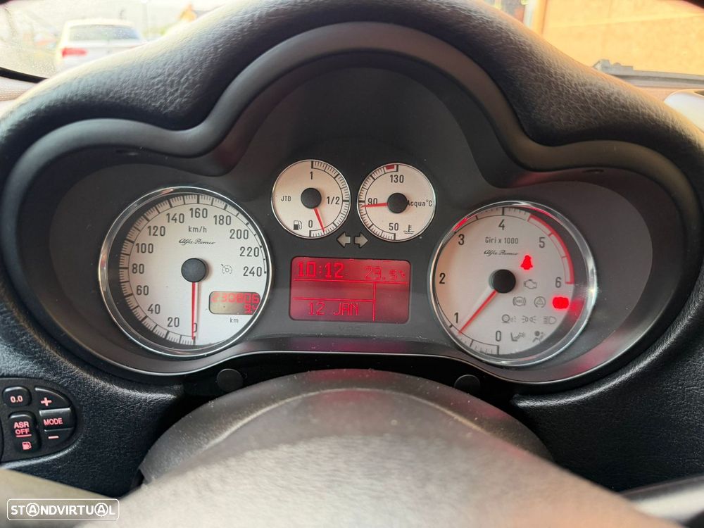 Alfa Romeo GT 1.9 JTD M-JET Blackline - 7