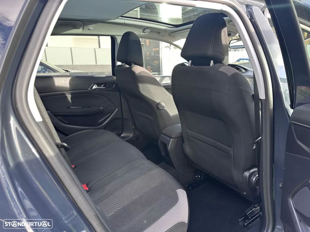 Peugeot 308 SW 1.2 PureTech Style - 43