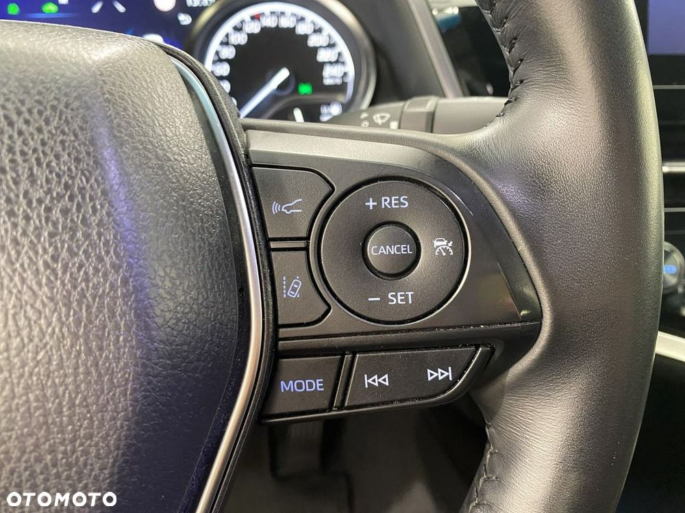 Toyota Camry 2.5 Hybrid Comfort CVT - 23
