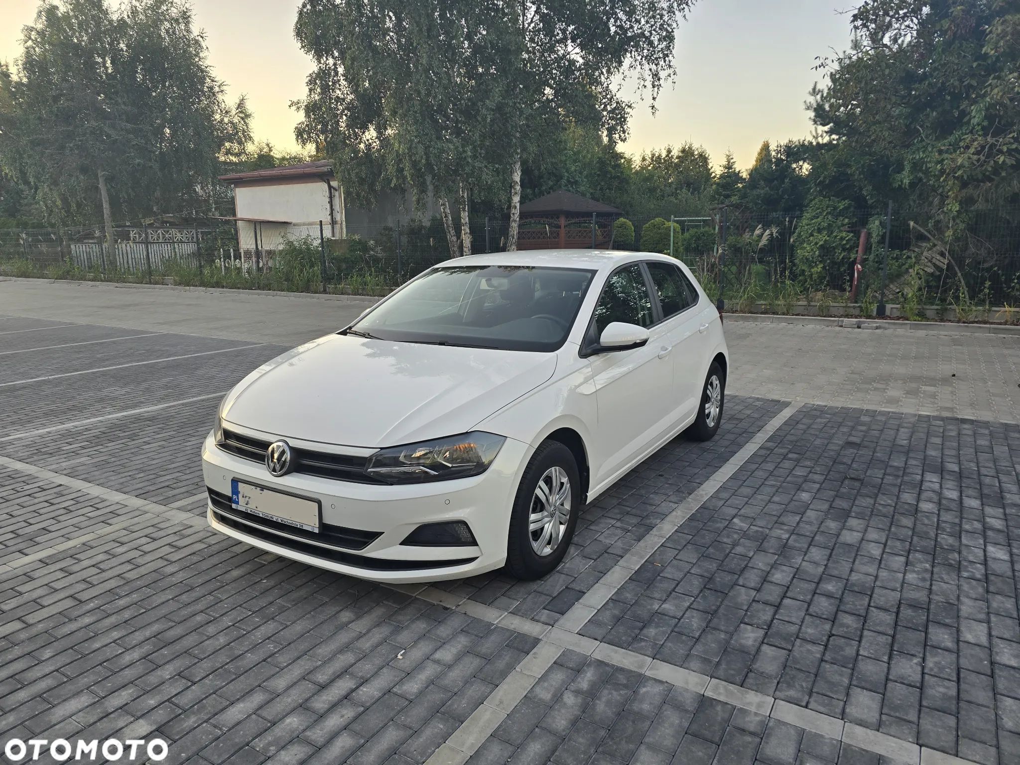 Volkswagen Polo 1.0 Trendline - 1