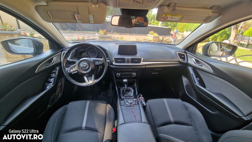 Mazda 3 G120 Attraction - 16