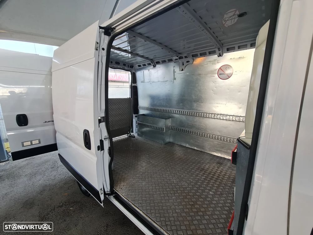 Citroën JUMPER 2.2 HDI L2H2 •2022 •GPS •CAMERA •c/IVA dedutível - 19