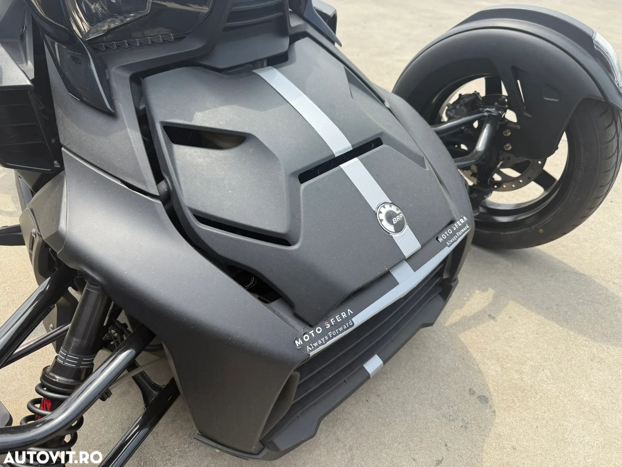 Can-Am Ryker 900 - 3