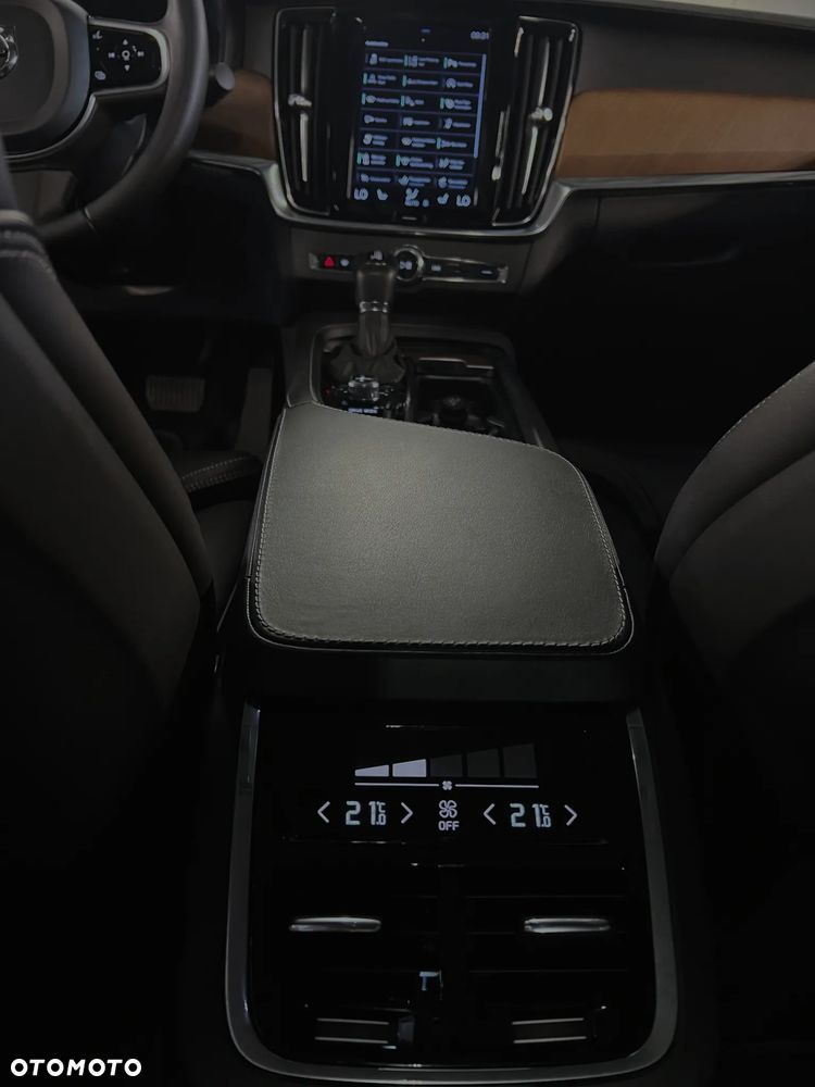 Volvo S90 - 17