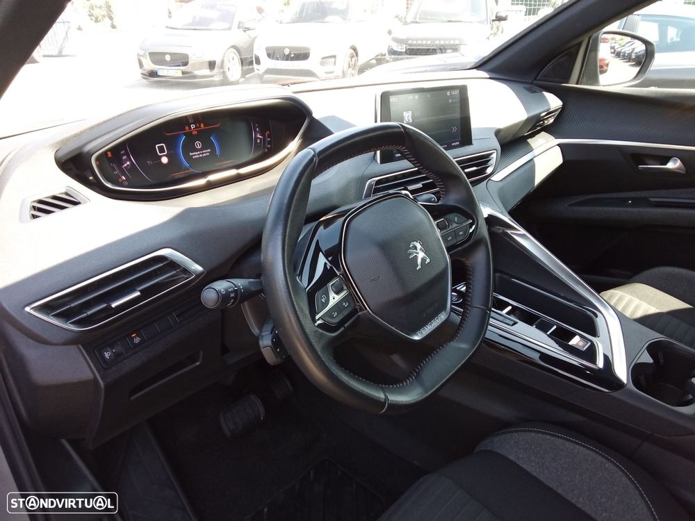 Peugeot 5008 1.5 BlueHDi Allure Pack EAT8 - 9