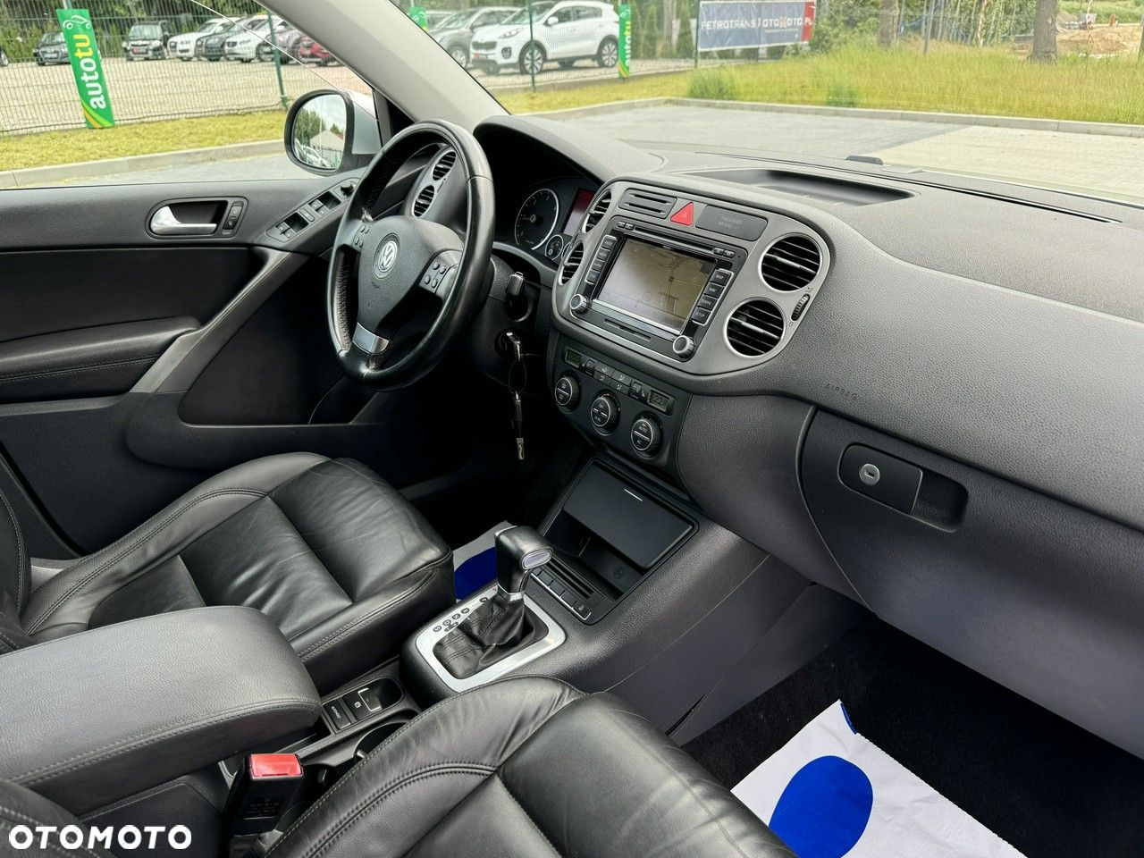 Volkswagen Tiguan - 33