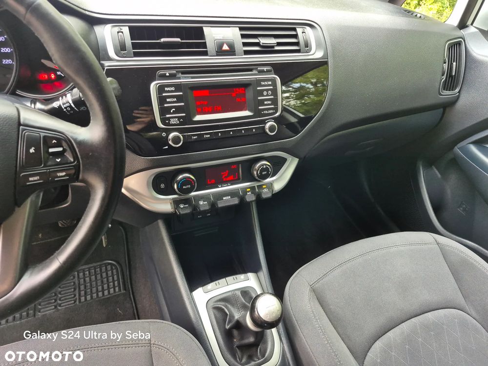Kia Rio 1.2 Dream-Team Edition - 13