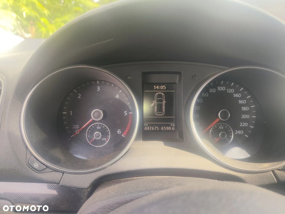 Volkswagen Golf - 9