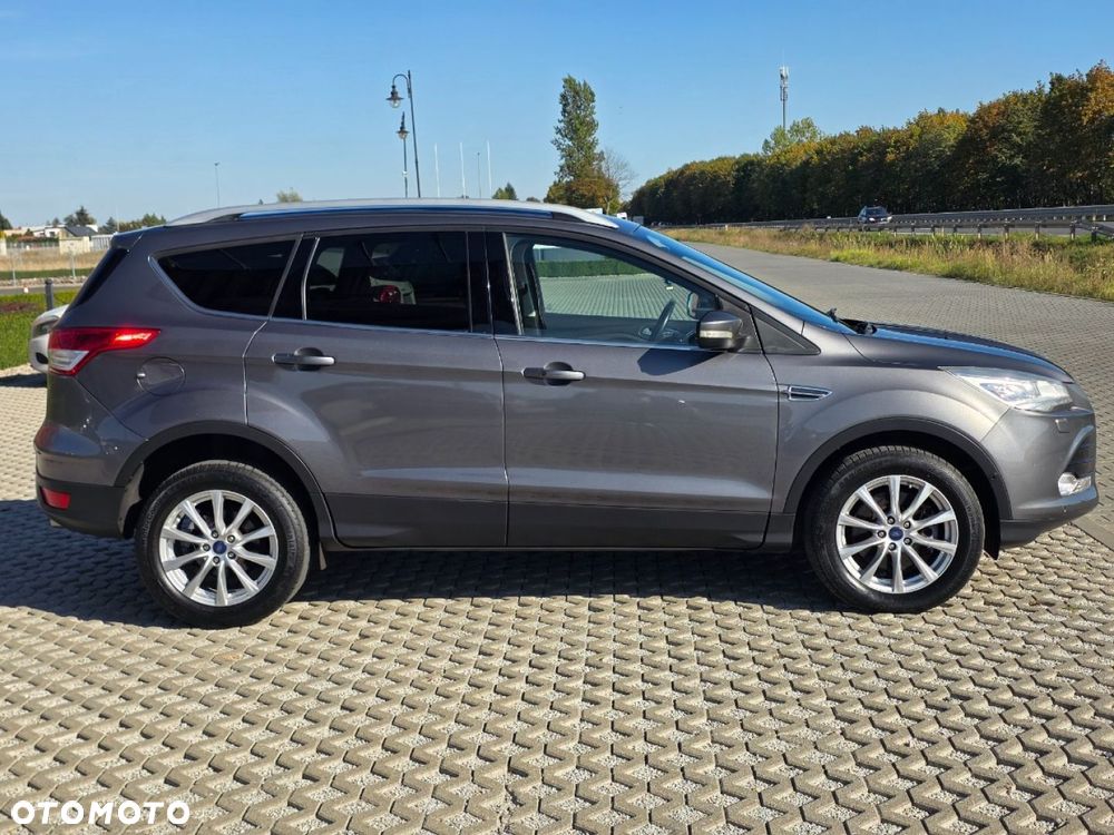 Ford Kuga - 37