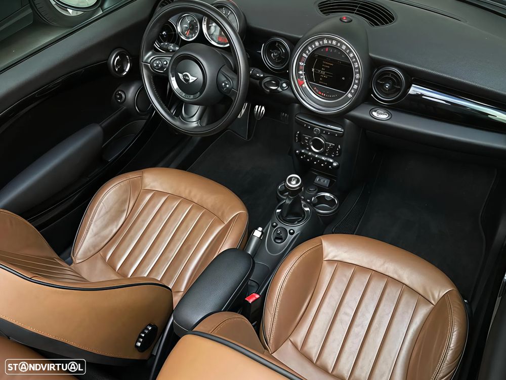 MINI Cabrio Cooper SD - 14