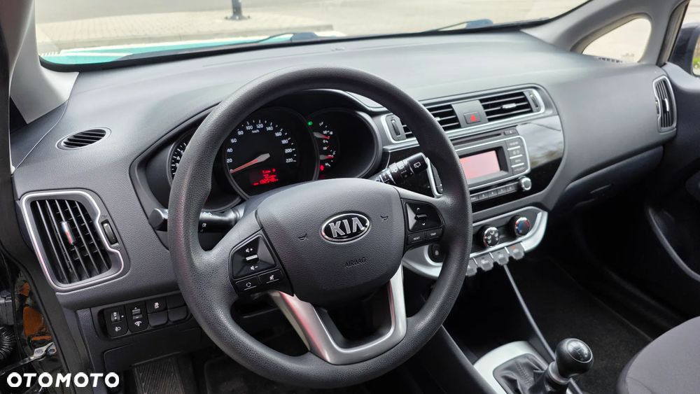 Kia Rio - 9