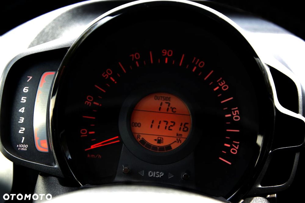 Toyota Aygo x-play - 29