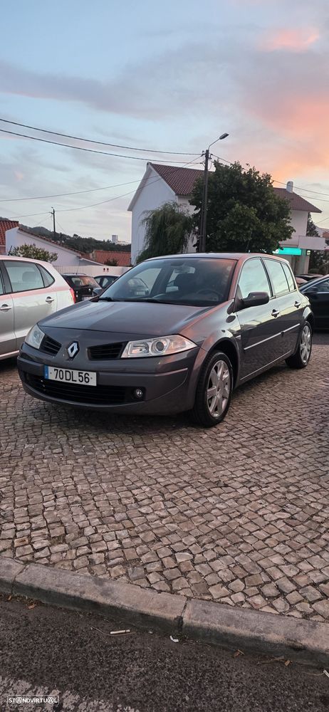 Renault Mégane 1.5 dCi Dynamique S - 3