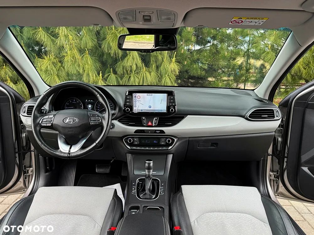Hyundai i30 1.4 T-GDI DCT Premium - 32