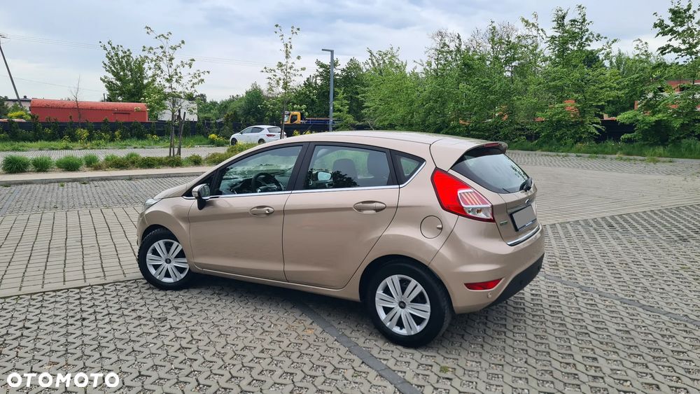 Ford Fiesta 1.0 EcoBoost S&S TITANIUM - 3
