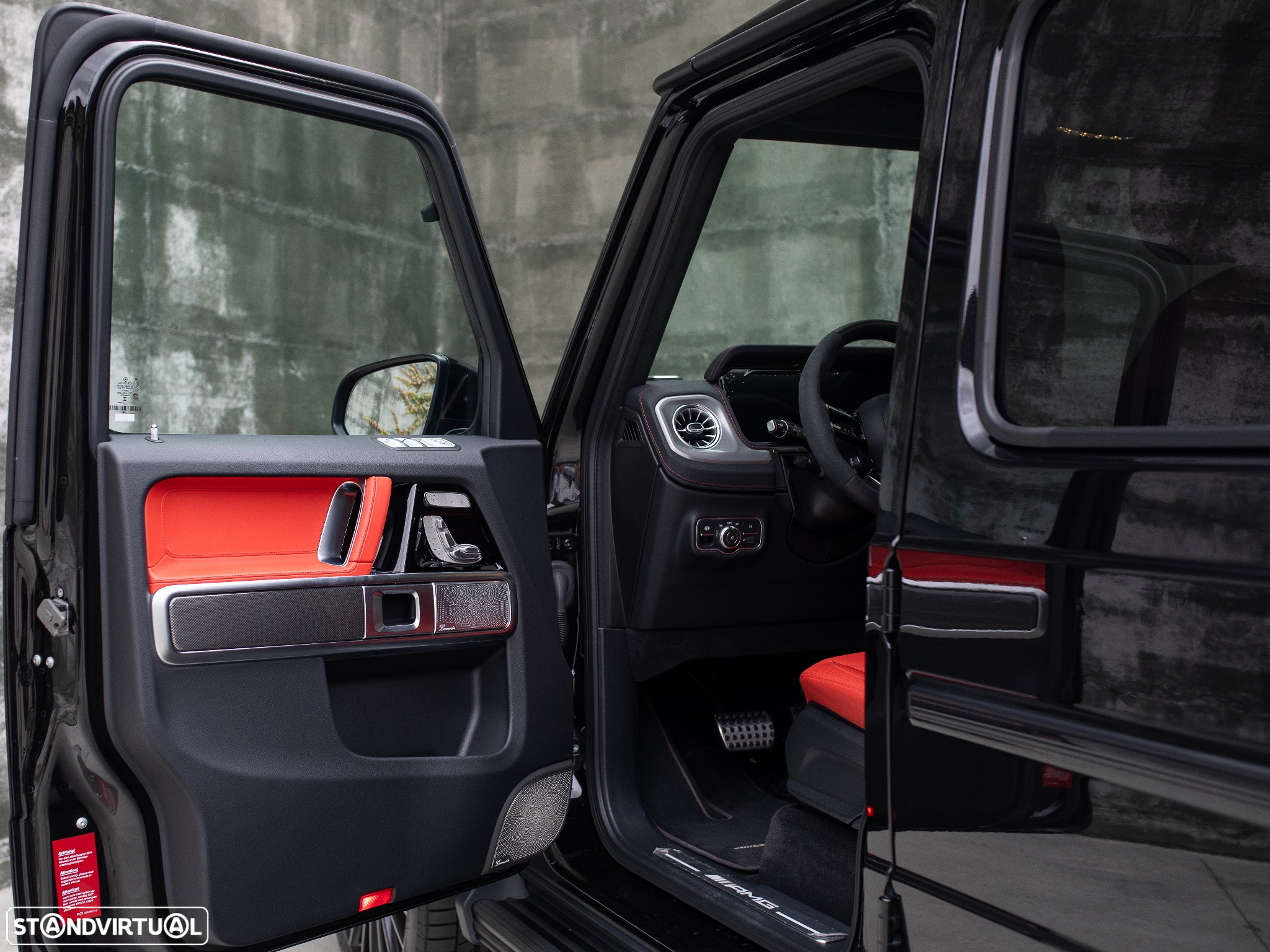 Mercedes-Benz G 63 AMG Standard - 27