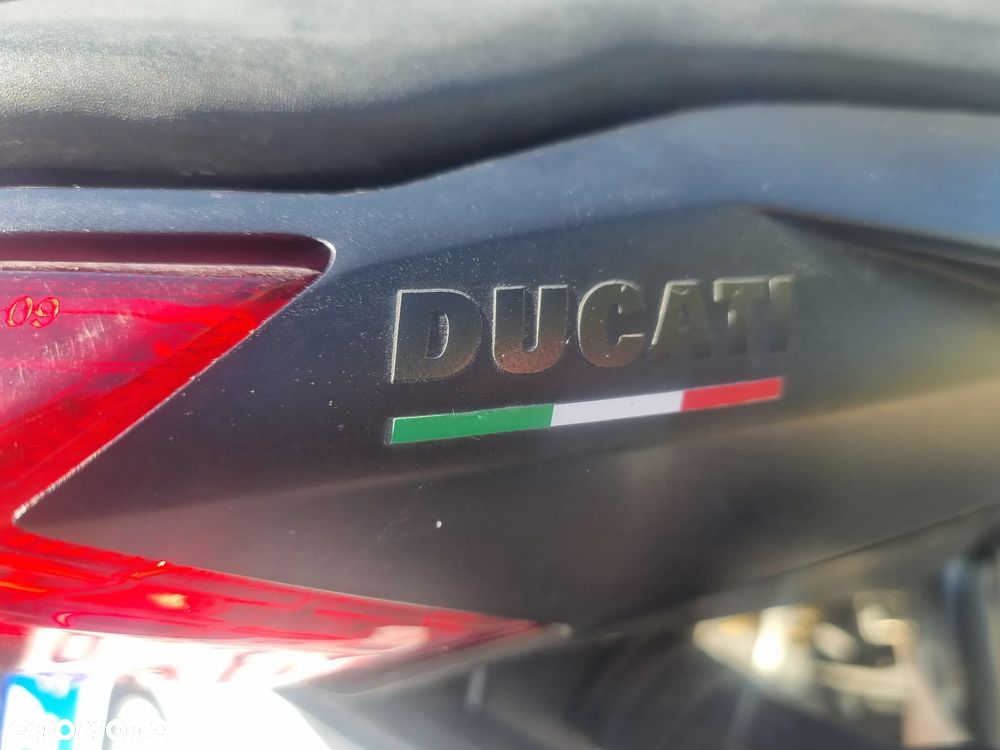 Ducati Streetfighter 848 - 4