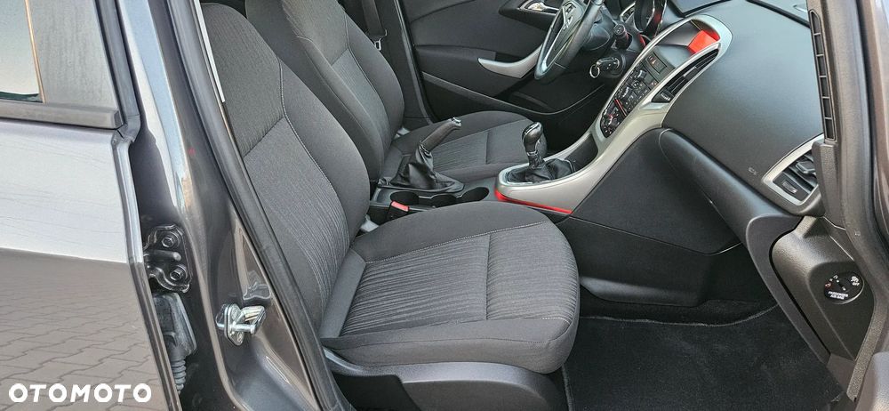 Opel Astra 1.4 Turbo Color Edition - 17