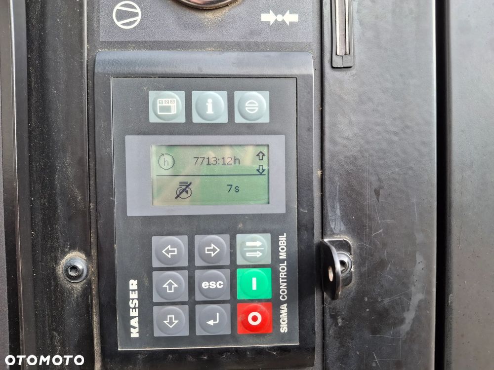 Inny Kompresor Śrubowy Mobilny Kaeser M350 Sigma Wydajność Do 34m3/min Ciśnienie Robocze Do 14 BAR Silnik Mercedes-Benz 6 Cylindrów Potężny Mobilny Kompresor Świetny Stan 7700 MTH Sterownik SIGMA CONTROL MOBIL Po Kompletnym Serwisie Gotowy Do Pracy Zastosowania: Piaskowanie / Czyszczenie Suchym Lodem / Technologia wiercenia itp. - 27
